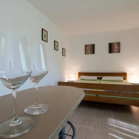 Konukevi Otium Silba